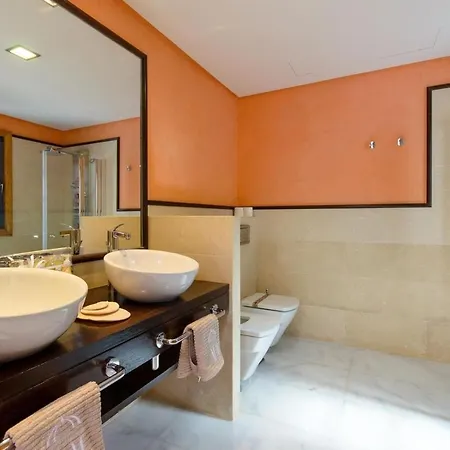 Villa Con Piscina Privada Y Jacuzzi Вилла *