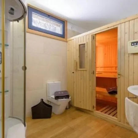 Вилла Villa Con Piscina Privada Y Jacuzzi *